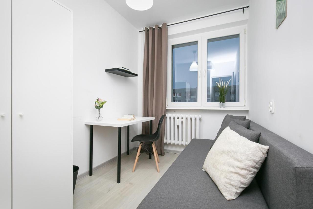Rooms4Less — Photos 2